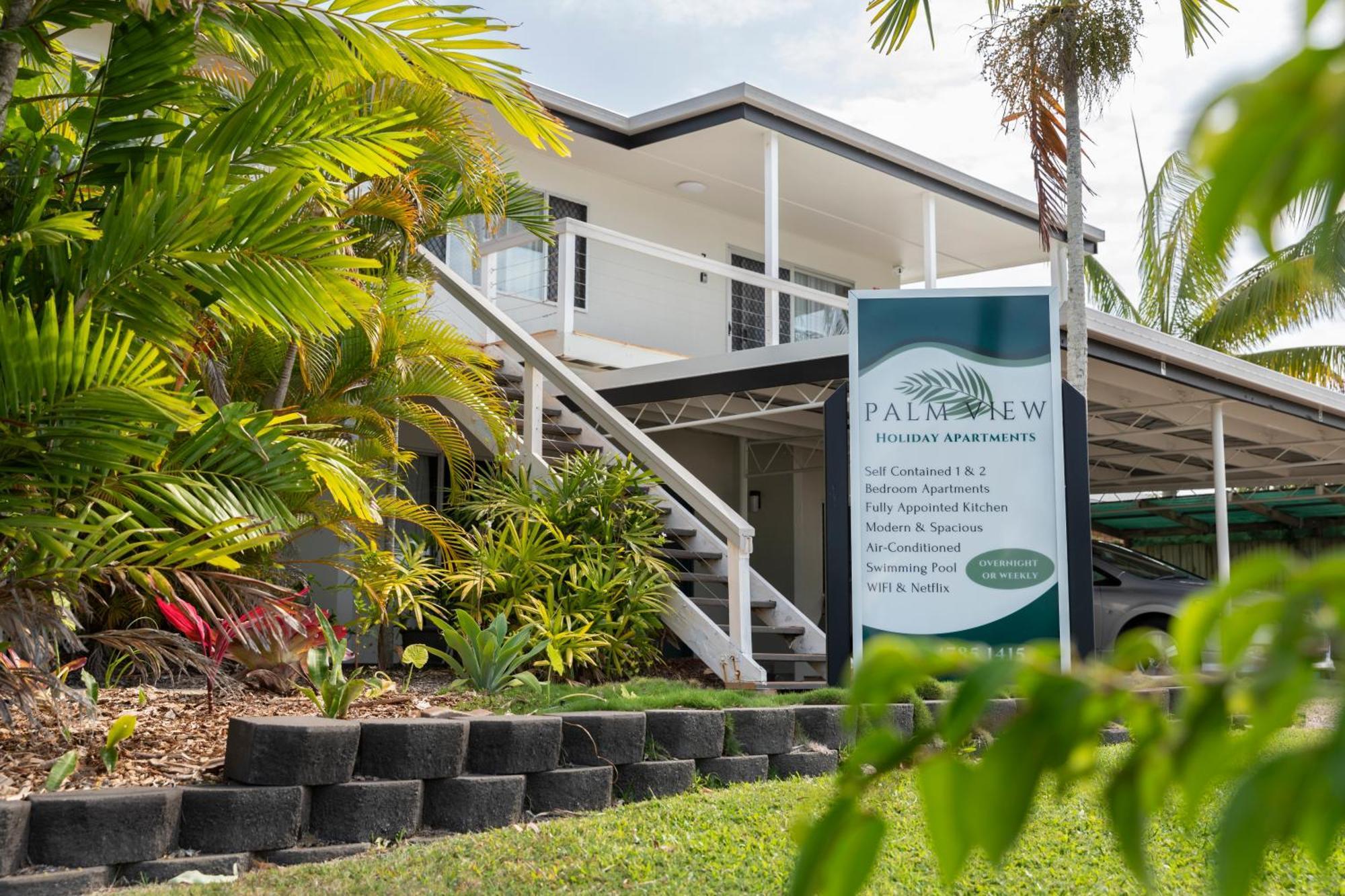 Palm View Holiday Apartments ボーエン エクステリア 写真