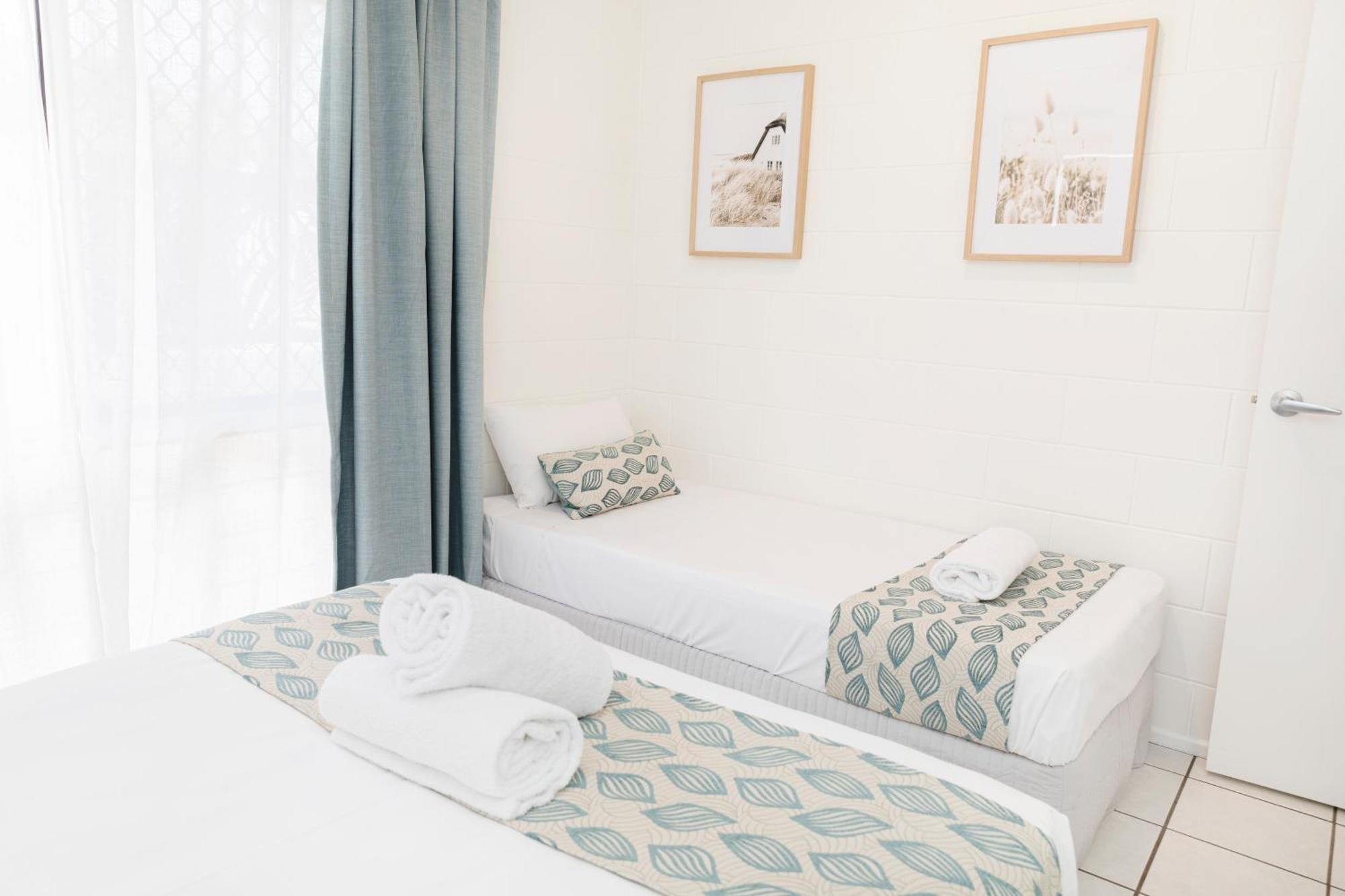 Palm View Holiday Apartments ボーエン 部屋 写真